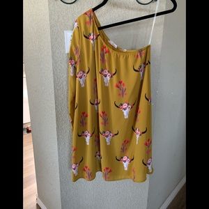 Women’s off the shoulder dress